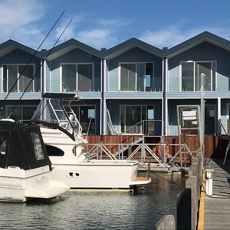 Marina View Chalets Мандура Екстер'єр фото