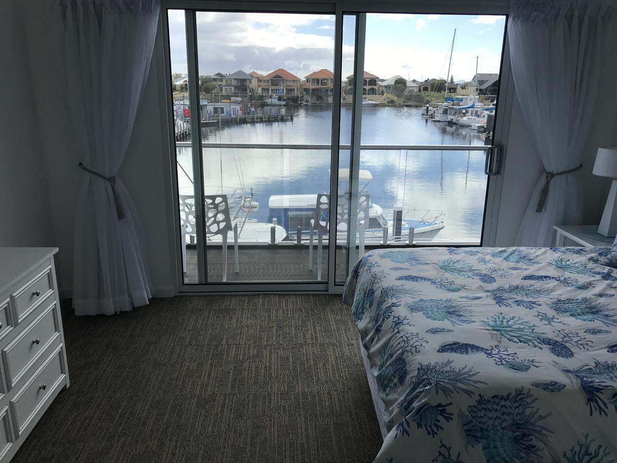 Marina View Chalets Мандура Екстер'єр фото