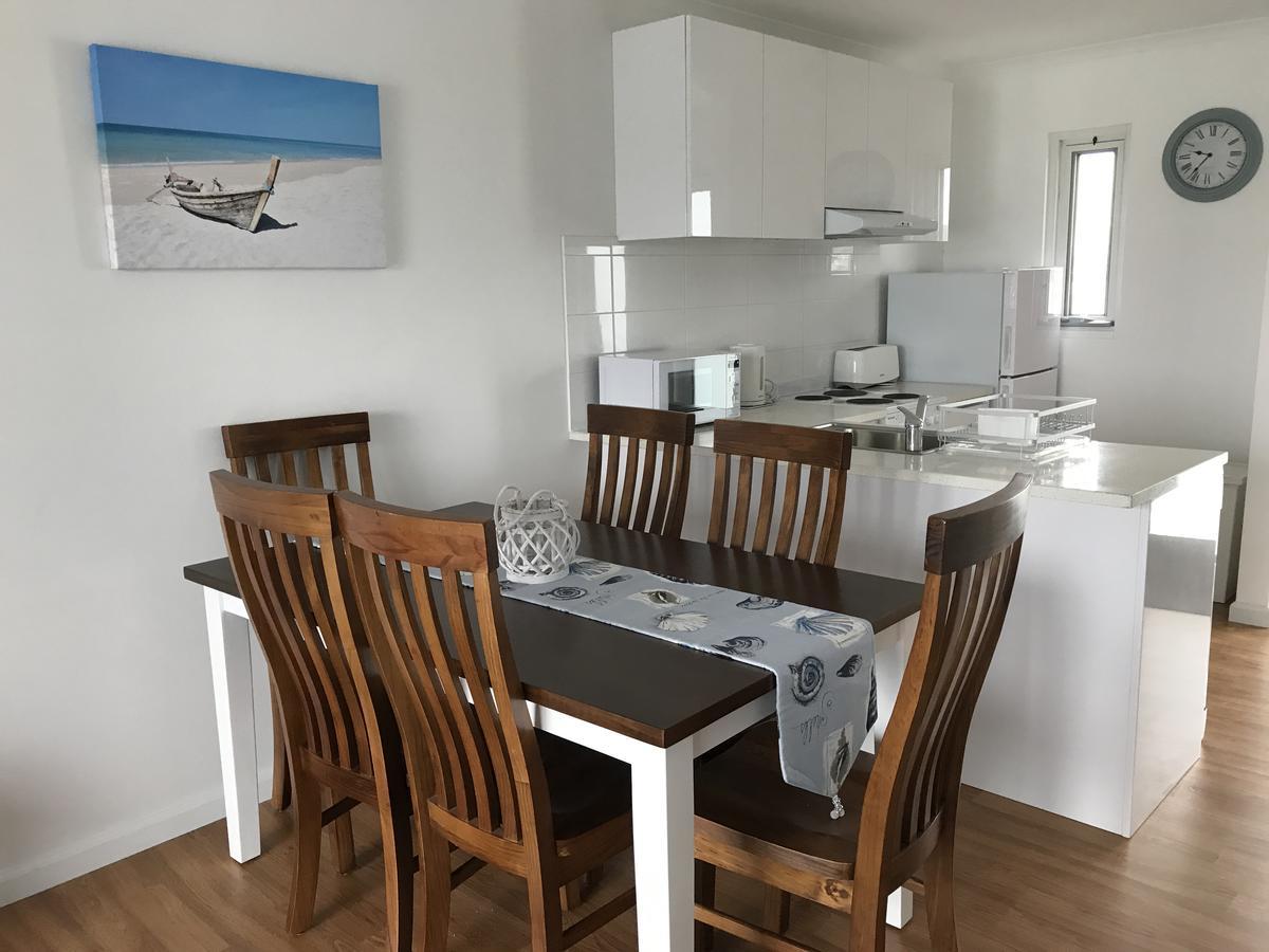 Marina View Chalets Мандура Екстер'єр фото